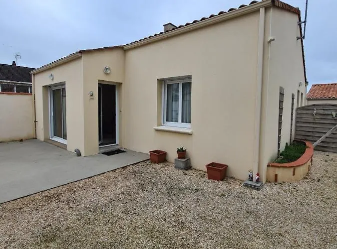 Le Vallon à Chambretaud, 5 Min Du Puy Du Fou Chambretaud