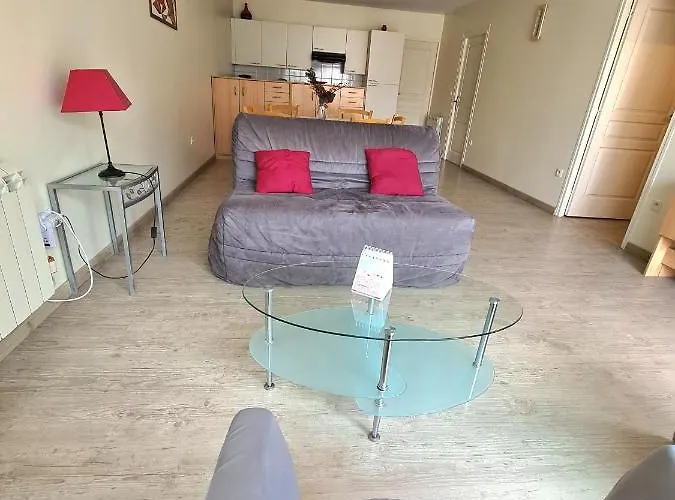 Hébergement de vacances Le Vallon à Chambretaud, 5 Min Du Puy Du Fou *